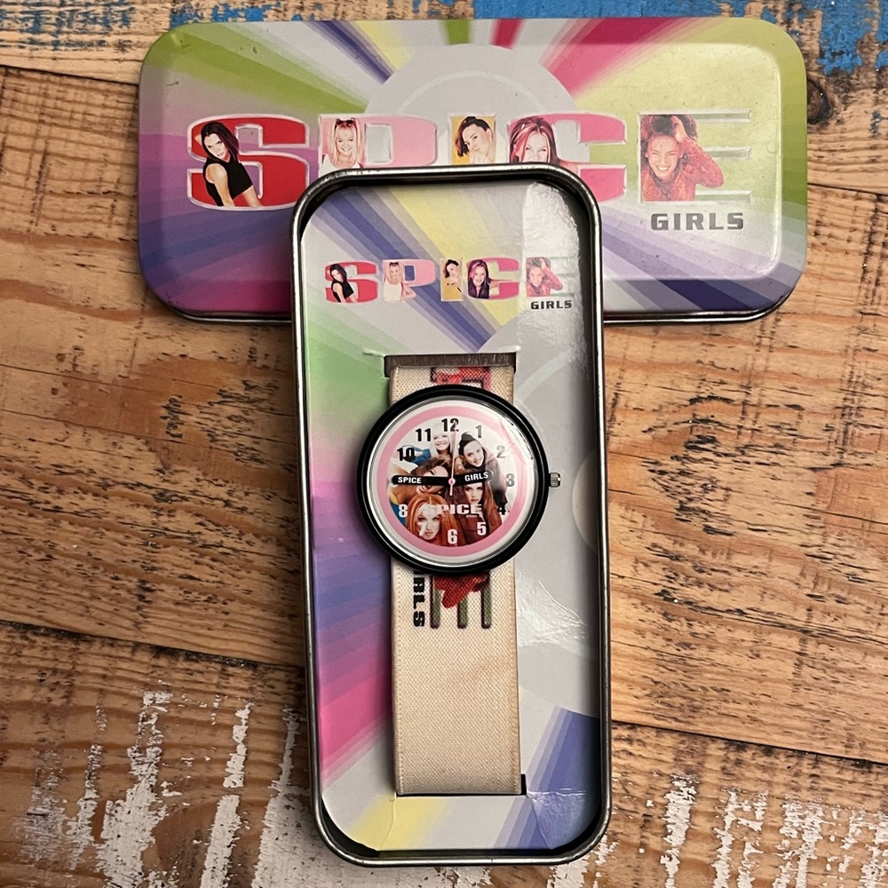 1997 spice girls watch in original tin. RARE